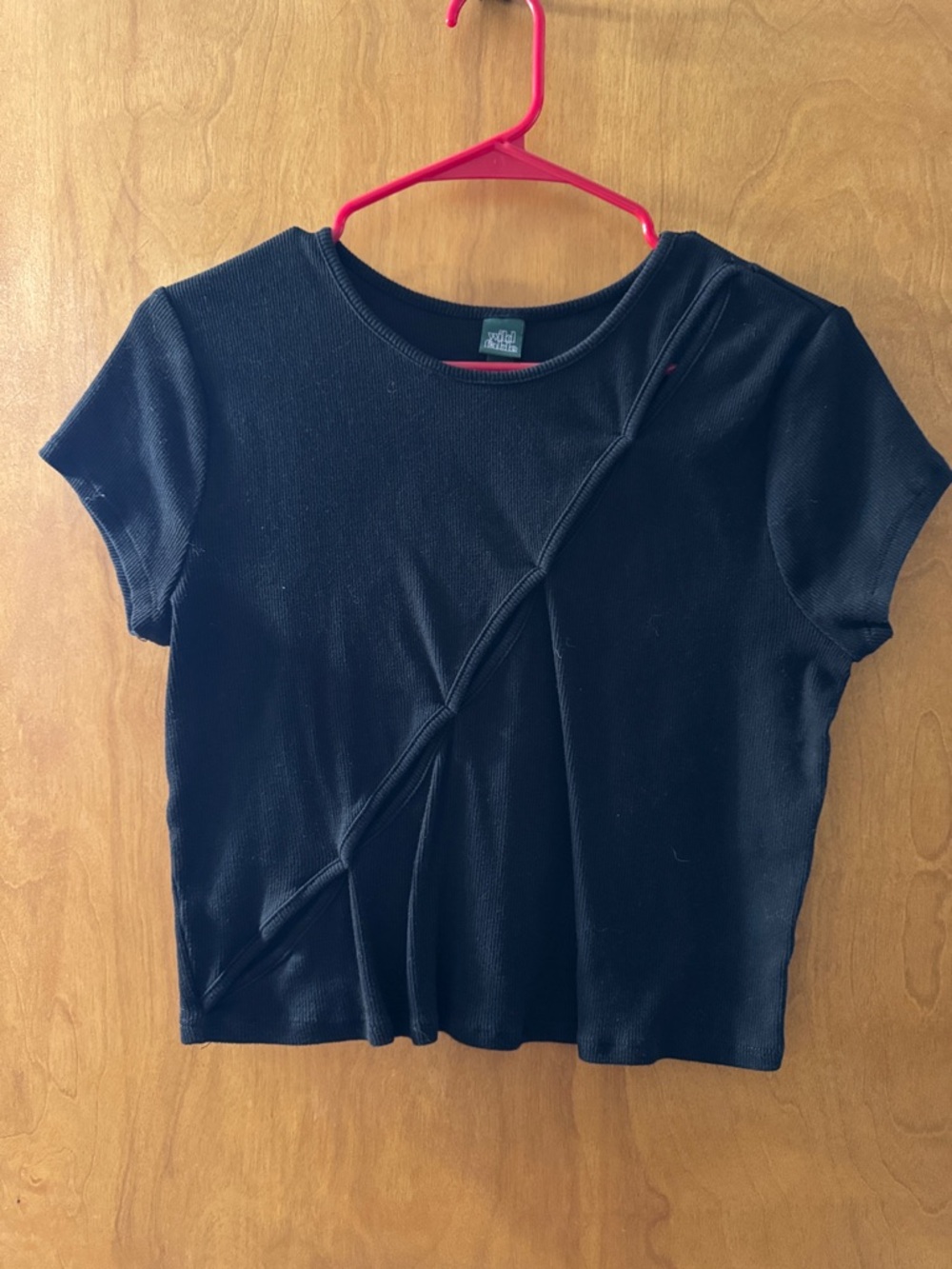 wild fable Black Short Sleeve Diagonal Seam Tee